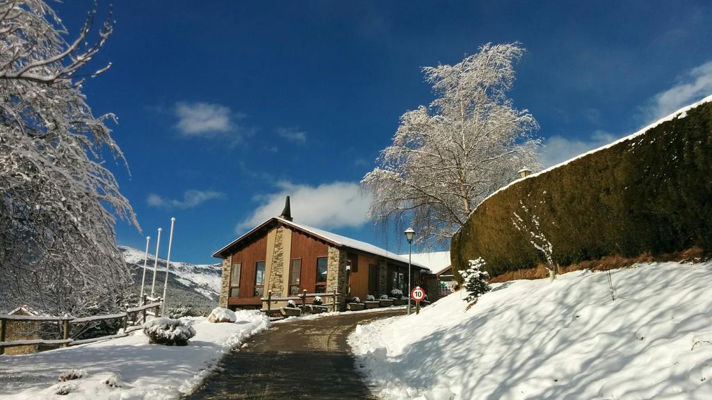 Camping Can Fosses Hotel Planoles Exterior photo